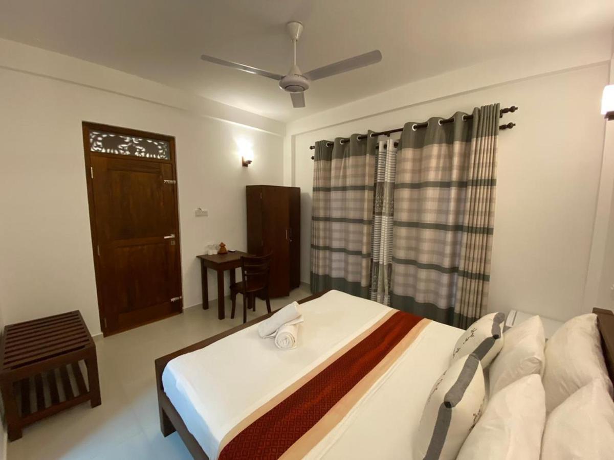 Mihira Gedara Apartments Unawatuna Εξωτερικό φωτογραφία